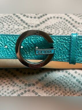 GUESS Teal Metallic 1980’s Leather G Buckle Belt
